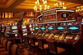 89apk Live Casino streaming HD baccarat meja VIP dealer cantik profesional Indonesia